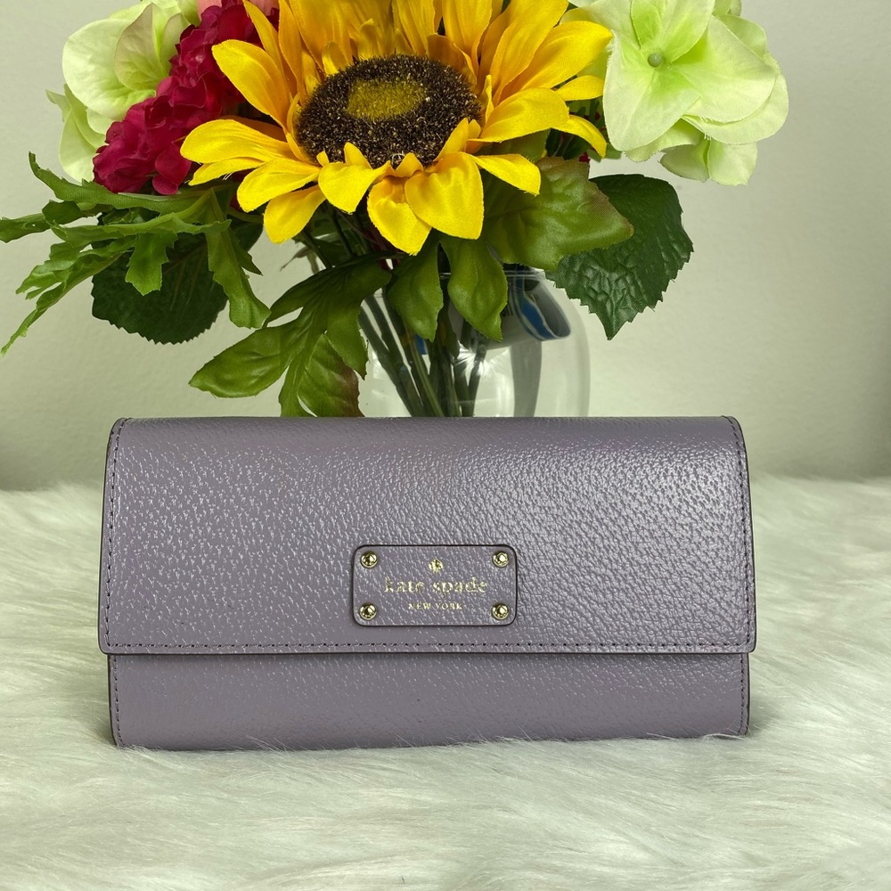 KATE SPADE WELLESLEY JEAN LILAC LEATHER WALLET - Picture 2 of 6